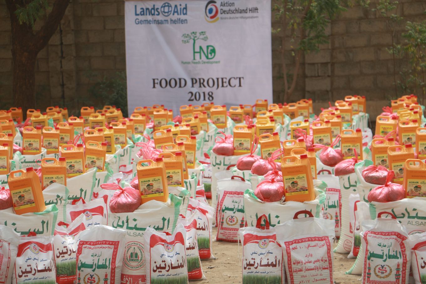 مشاريع توزيع سلات المواد الغذائية